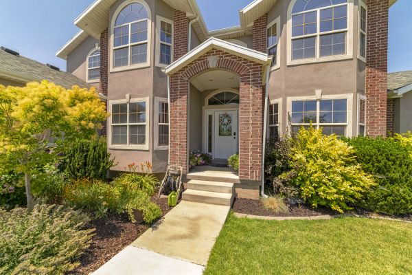 Cost of Transom Window Replacement in Garland