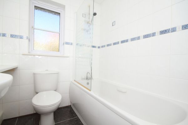 Cost of Shower Window Replacement in Garland